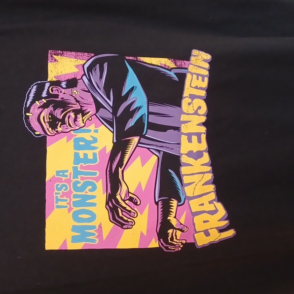 TORRID 2 BLACK SHORT-SLEEVED GRAPHIC TSHIRT (FRANKENSTEIN) - Picture 3 of 11